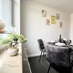 Zentrale 3 Balkon Messe Διαμέρισμα *