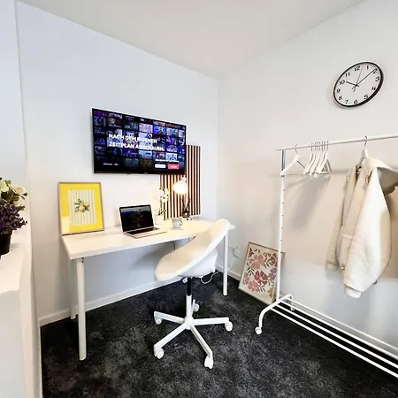 Zentrale 3 Balkon Messe *